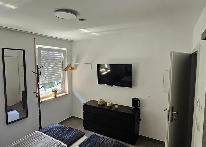 Doppelzimmer Mit Neckarblick Penzion Nuertingen